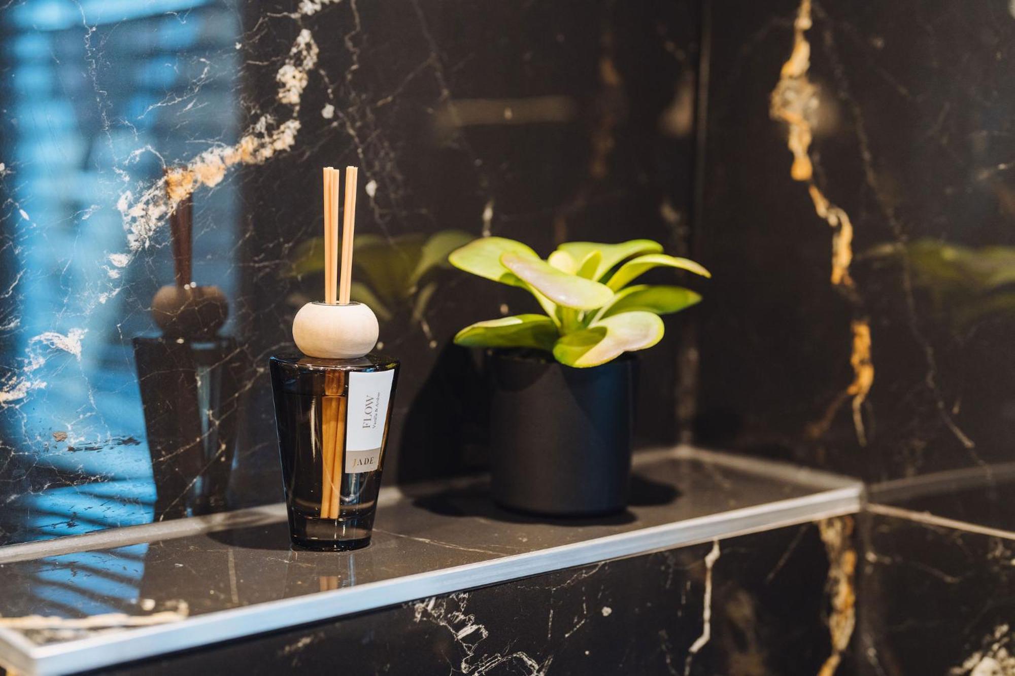 Lok Historics Luxury Art-Inspired Loft In Historic City Centre! Haarlem Dış mekan fotoğraf